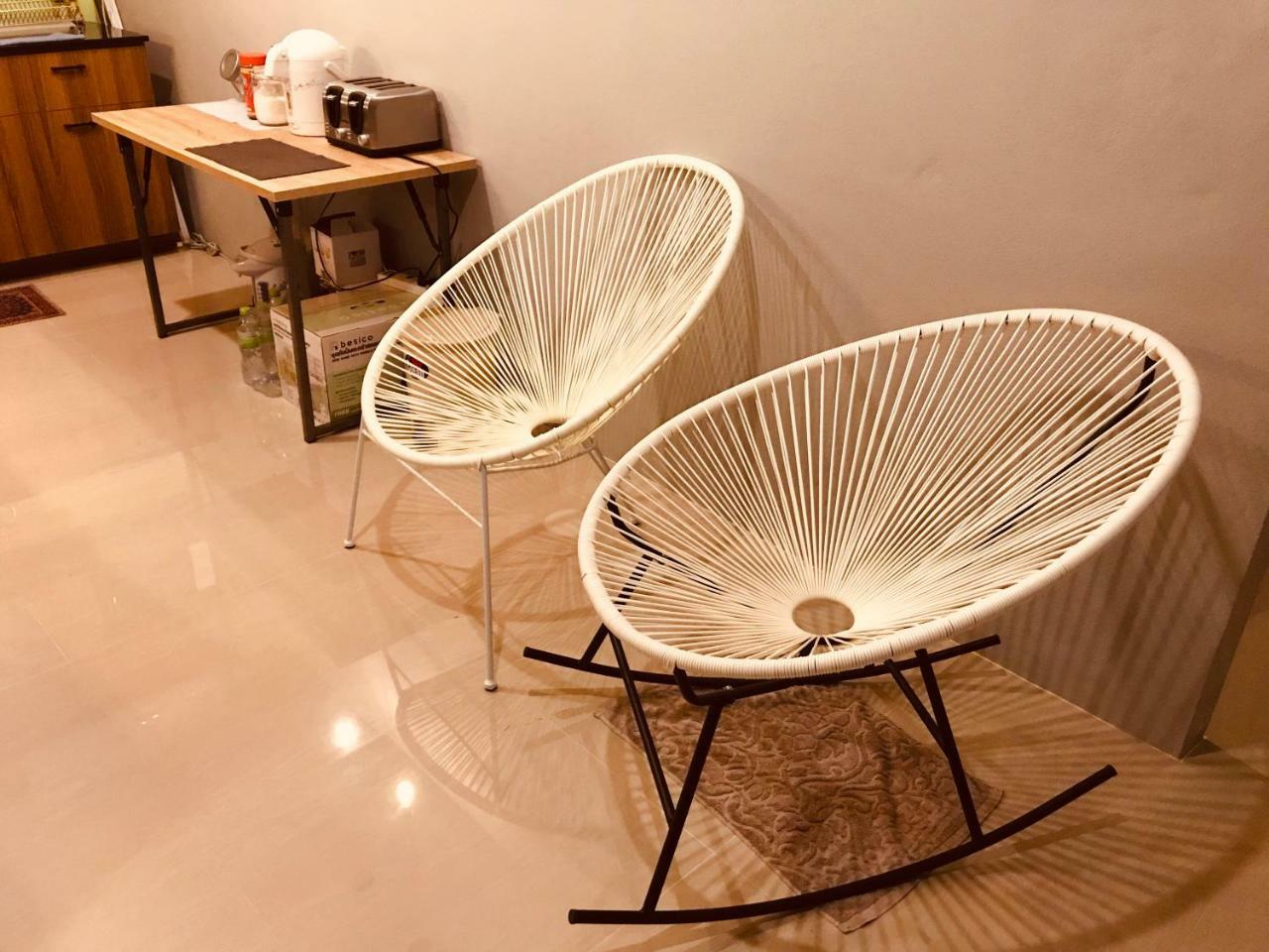 Baan Wararin Hostel Патая Екстериор снимка
